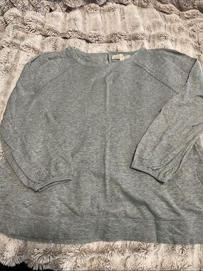 LOFT Light Heather Gray Scoop-Neck Pullover Sweater
